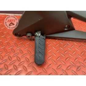 Platine repose pied passager gauche 